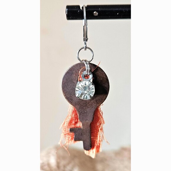 Vintage Rusty Key Earrings Rhinestones Sari Silk Silver Stainless Steel Findings - Picture 5 of 11